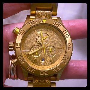 Nixon 42-20 special edition w/diamond